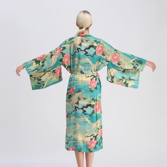 5⭐️ FAV BESTSELLER NIGHTINGALE ROBE KIMONO DUSTER ROBE - Picture 3 of 7